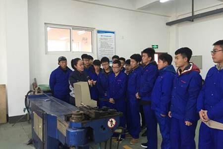 说明: 说明: http://dlx.bhcy.cn/attachments/2016/04/1459997812f57f2825629e560e.jpg