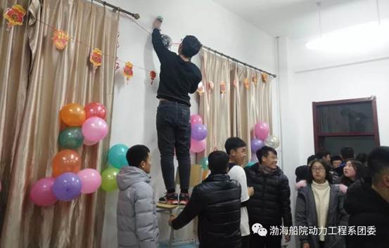 说明: 幕后2