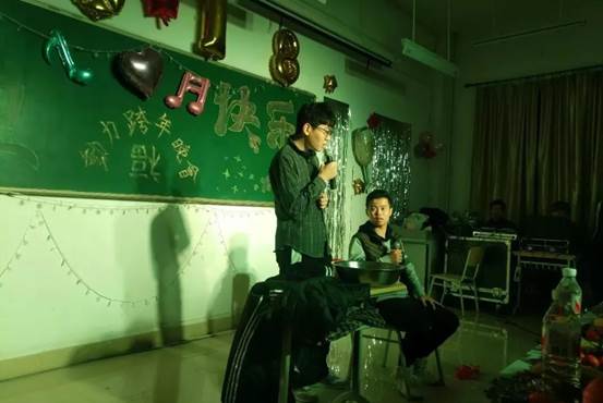 说明: 低价